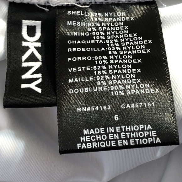 NWT DKNY Womens Black Printed Lined One Piece Swimsuit Size 6 Removable Pads - Picture 11 of 11